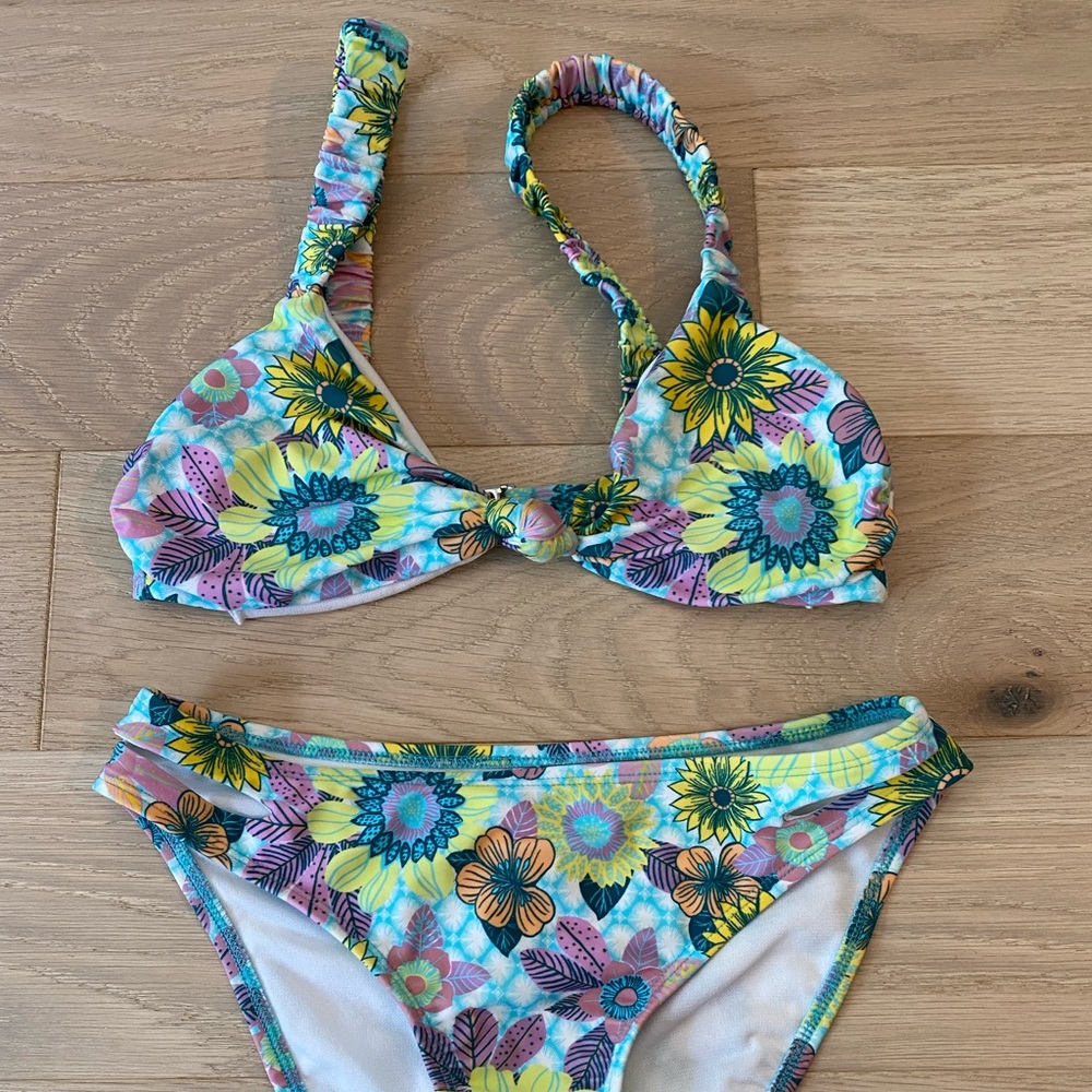 Barely Used floral bikini set